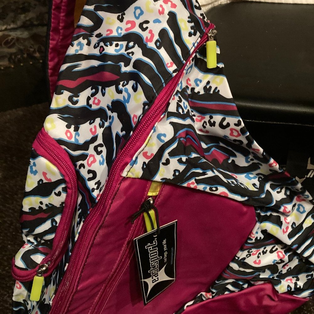 ONE SHOULDER BACKPACK NEW SEVERAL ZIPPER POCKETS